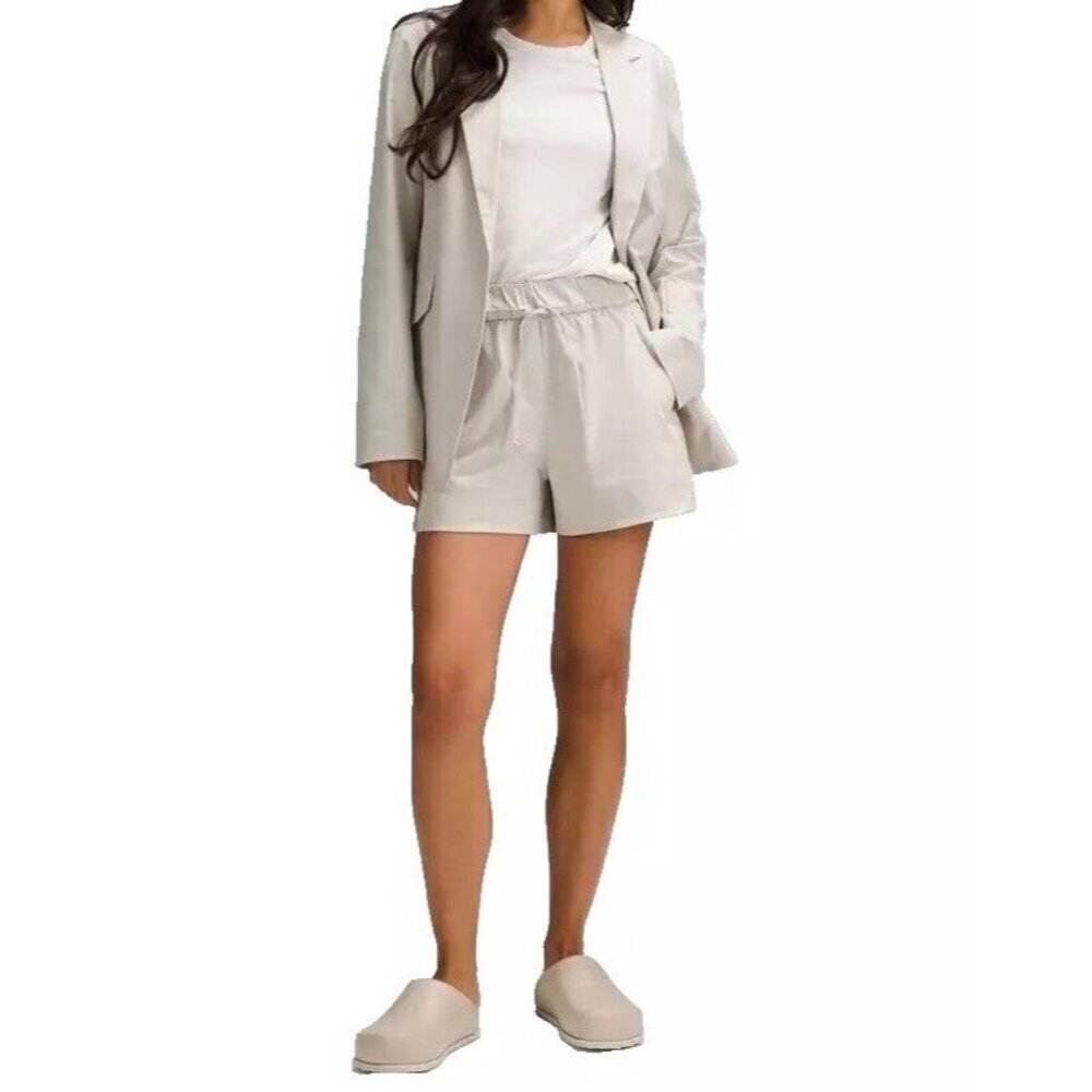 Lululemon Women's Small Mojave Tan Relaxed-Fit Smooth Twill Blazer Long Sleeve